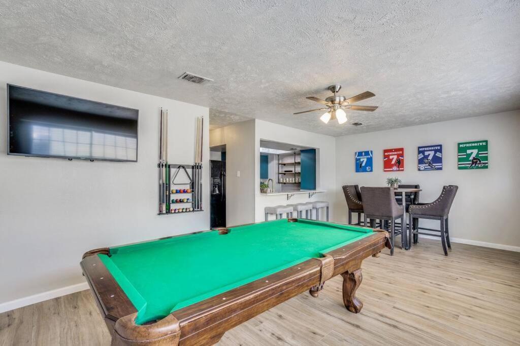Mpressive Hideaway! Villa Grand Prairie Exterior photo